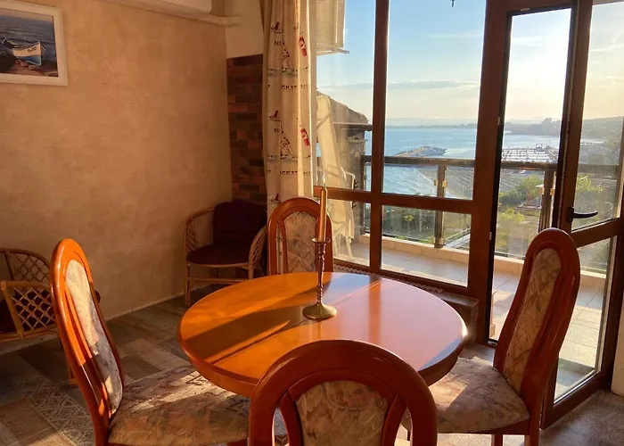 Sea View Marina Dinevi - Tryavna Apartment *
